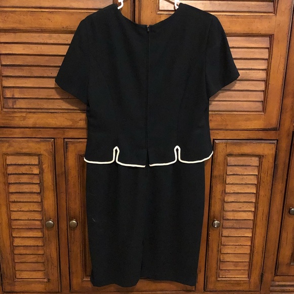 ✳️ 3 for 💲2️⃣4️⃣ ✳️  Maggy London Black Size 12 Petite Dress - Picture 4 of 5